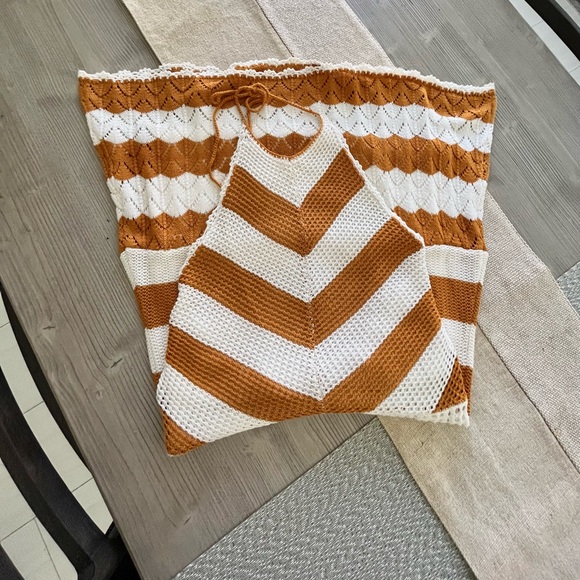 BCBG- Sweater Halter Dress in Ivory & Caramel Spice- size L - Picture 7 of 8